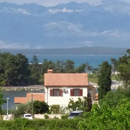 Mira Apartamento Nin
