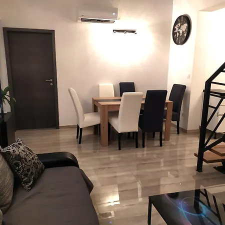 Mira Apartment Nin