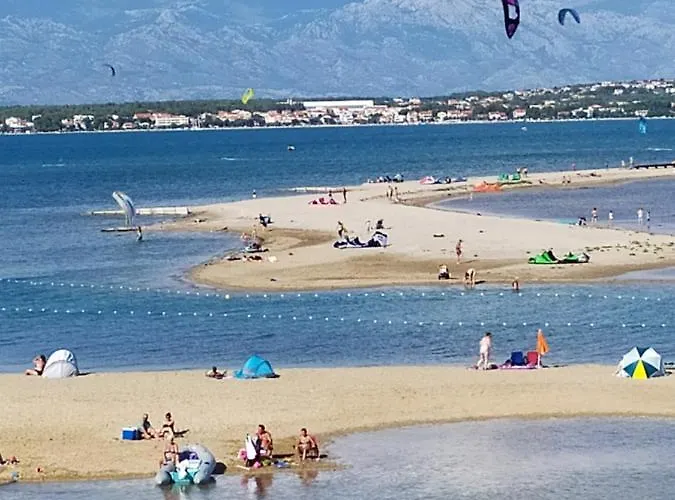 Mira Apartman Nin