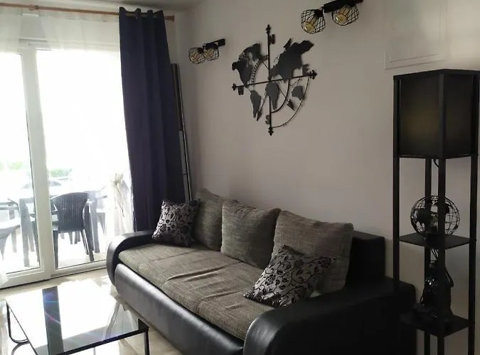 Mira Apartman