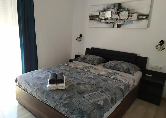 Mira *